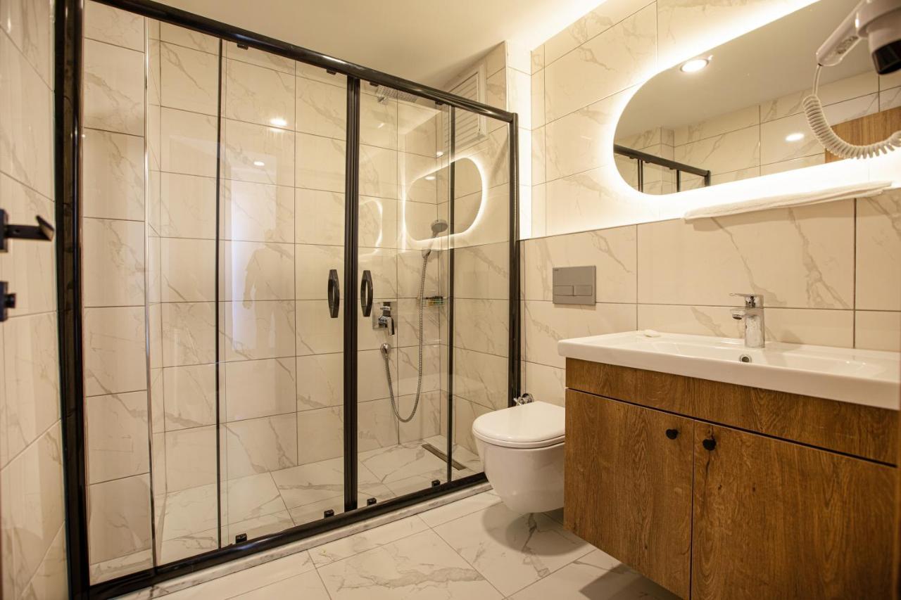 Grand Business Hotel Trabzon Buitenkant foto